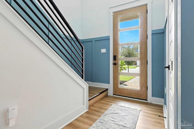 5610 Trout Ln, Pensacola, FL 32507