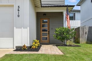 5610 Trout Ln, Pensacola, FL 32507