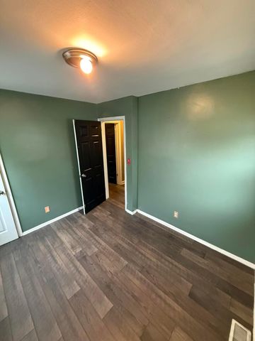 4006 Halsey, Columbus, OH 43228