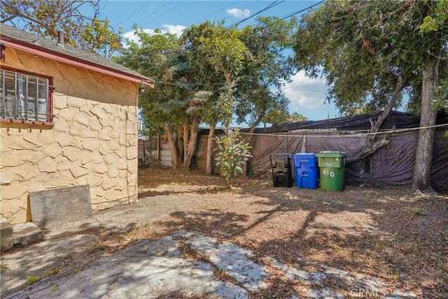408 W 107th Street, Los Angeles, CA 90003