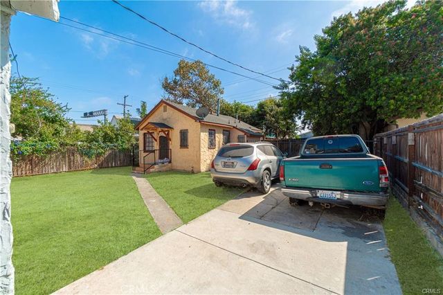 408 W 107th Street, Los Angeles, CA 90003