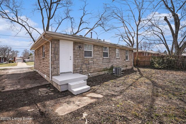 6316 Krause Ave, Louisville, KY 40216