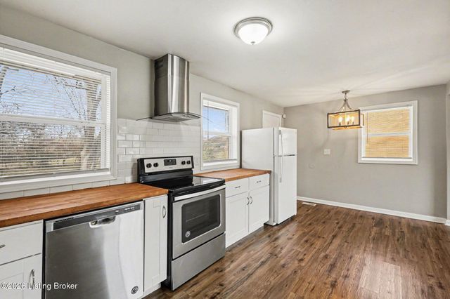 6316 Krause Ave, Louisville, KY 40216