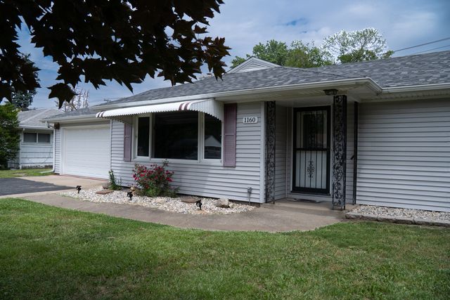 1160 Westlawn Drive, Kankakee, IL 60901
