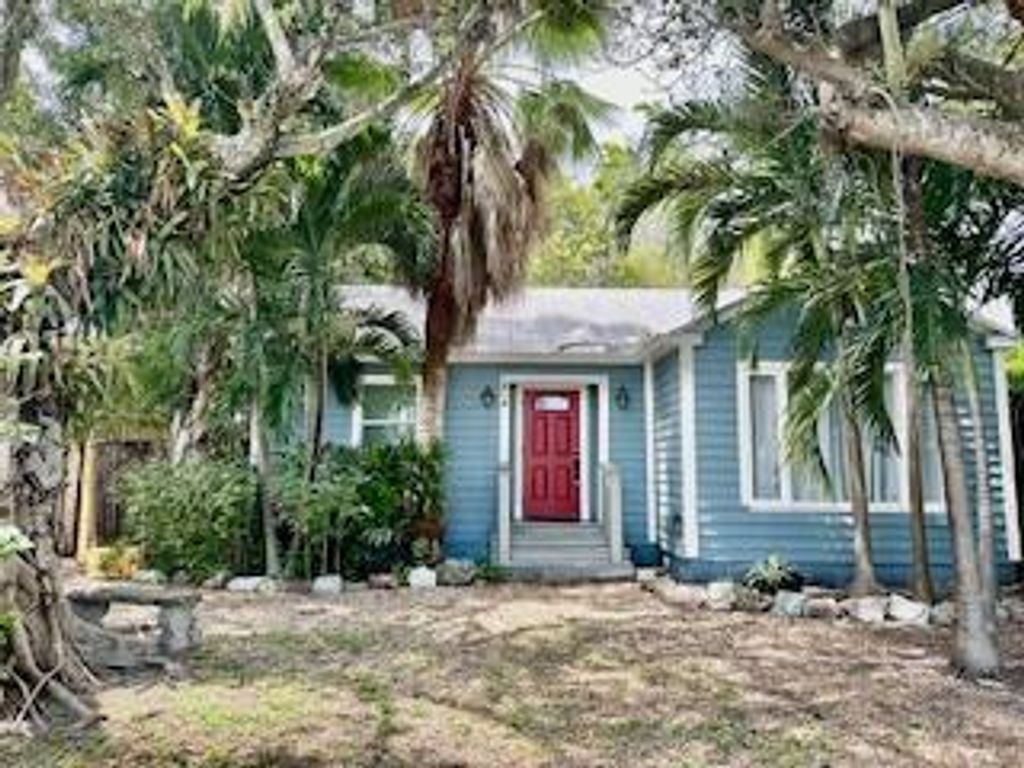 304 SE 3rd Avenue, Delray Beach, FL 33483