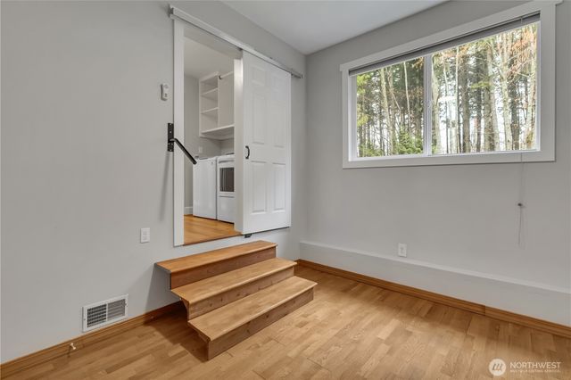 25608 Cumberland Way, Black Diamond, WA 98010