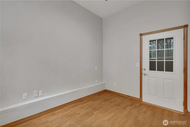25608 Cumberland Way, Black Diamond, WA 98010