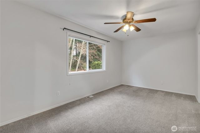 25608 Cumberland Way, Black Diamond, WA 98010