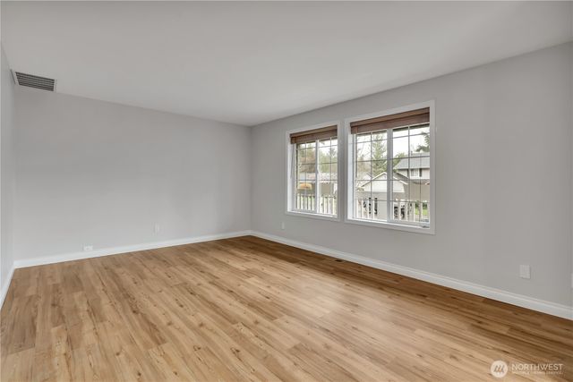 25608 Cumberland Way, Black Diamond, WA 98010