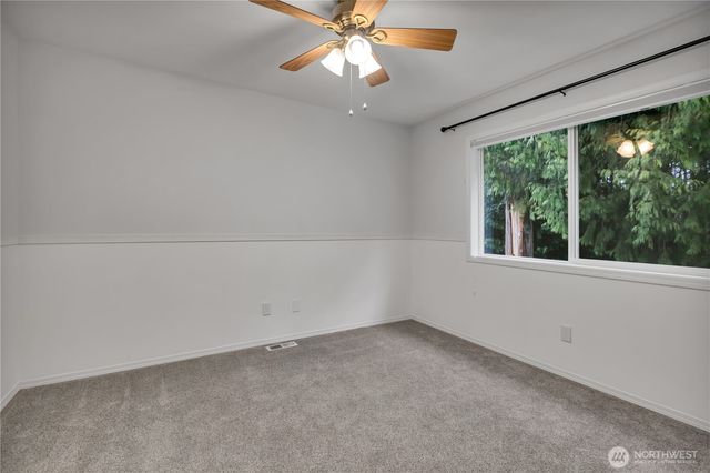 25608 Cumberland Way, Black Diamond, WA 98010
