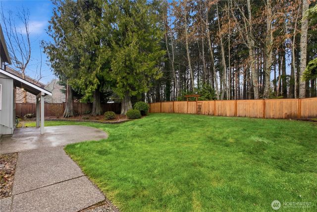 25608 Cumberland Way, Black Diamond, WA 98010