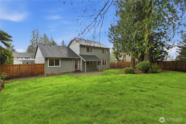 25608 Cumberland Way, Black Diamond, WA 98010