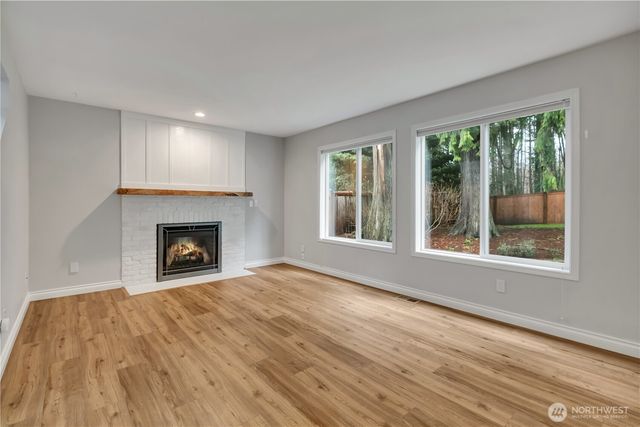 25608 Cumberland Way, Black Diamond, WA 98010