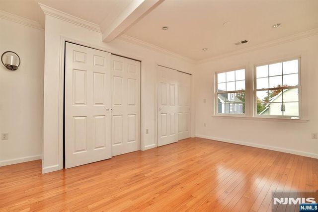 325-327 N 11th Street, Newark, NJ 07107