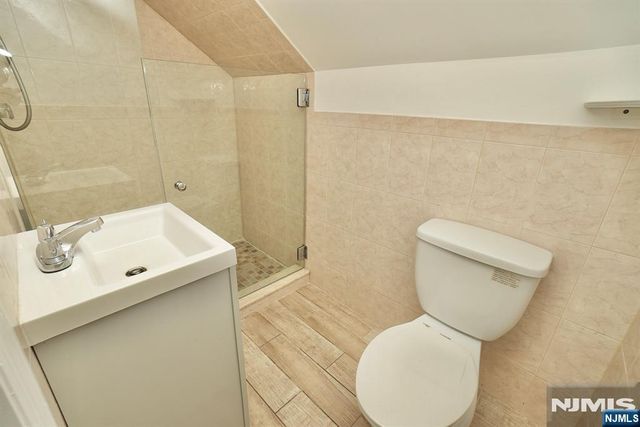 325-327 N 11th Street, Newark, NJ 07107
