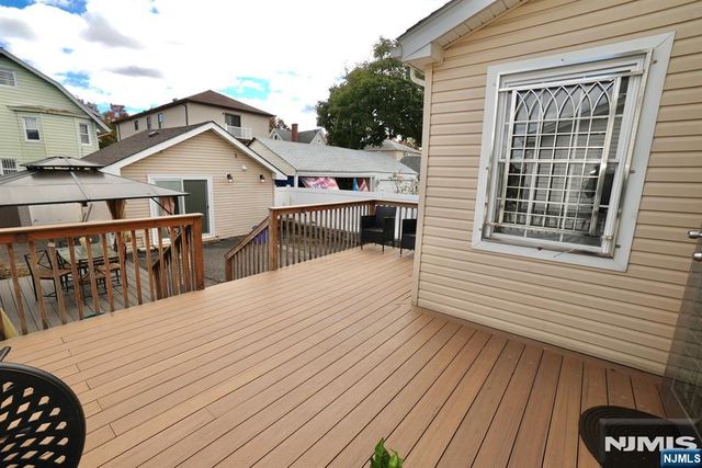 325-327 N 11th Street, Newark, NJ 07107