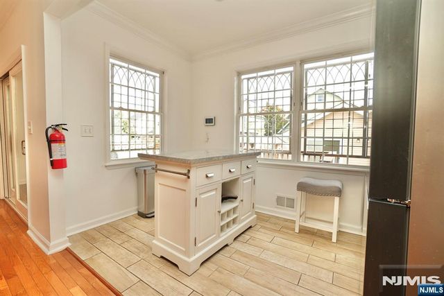 325-327 N 11th Street, Newark, NJ 07107