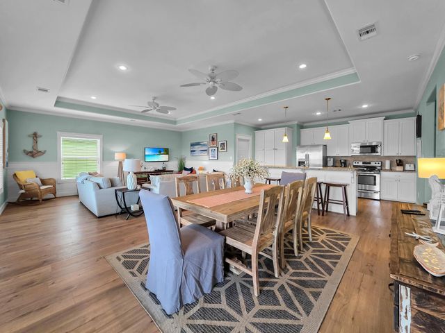 857 Wommack, Crystal Beach, TX 77650