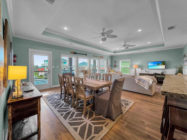 857 Wommack, Crystal Beach, TX 77650