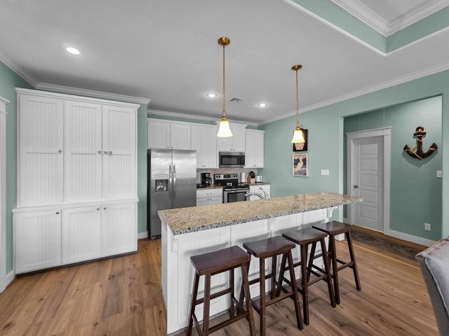 857 Wommack, Crystal Beach, TX 77650