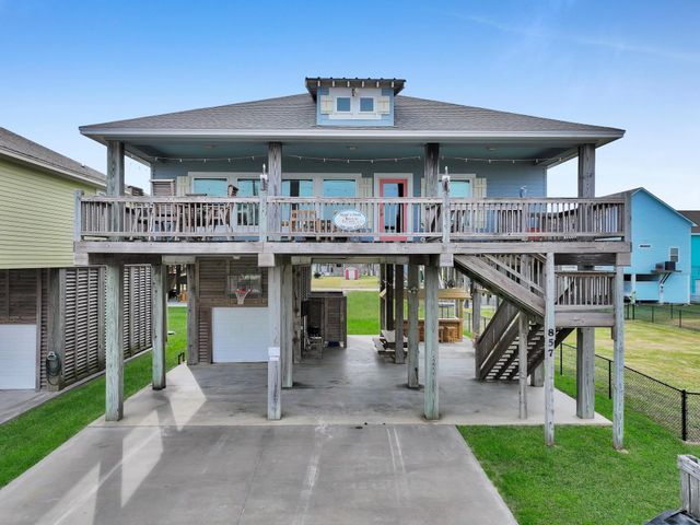 857 Wommack, Crystal Beach, TX 77650