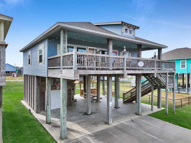 857 Wommack, Crystal Beach, TX 77650