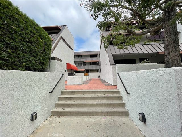 314 Monterey Road 23, South Pasadena, CA 91030