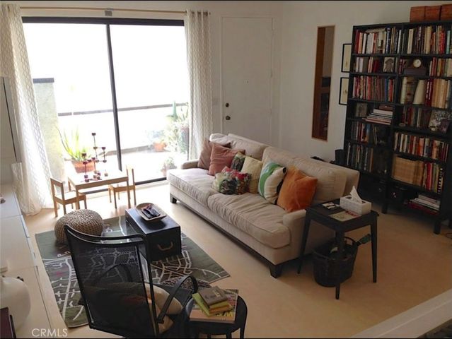 314 Monterey Road 23, South Pasadena, CA 91030