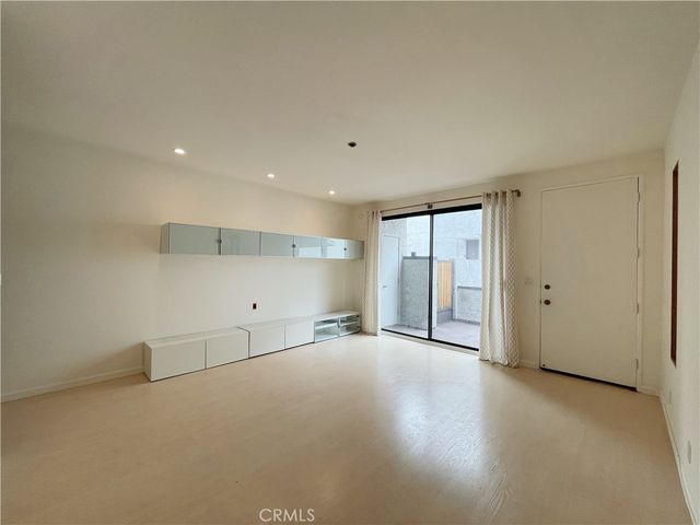 314 Monterey Road 23, South Pasadena, CA 91030