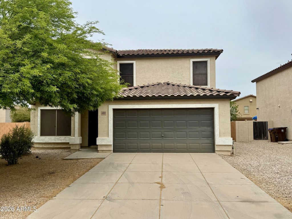 Image 3 of property listing at 4322 E Shapinsay Drive, San Tan Valley, AZ 85140