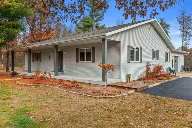 352 Quiet Waters Trail, Nekoosa, WI 54457