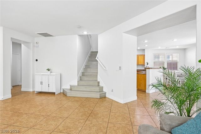 10046 Dancing Lasso Court, Las Vegas, NV 89178