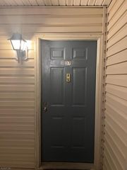 37 Fisher Dr, Franklin Twp., NJ 08823