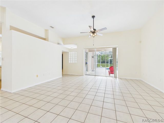 578 E Foresthill Place, Hernando, FL 34442