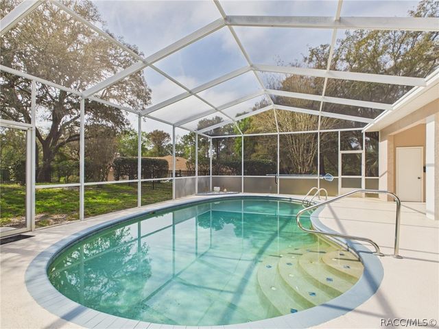 578 E Foresthill Place, Hernando, FL 34442