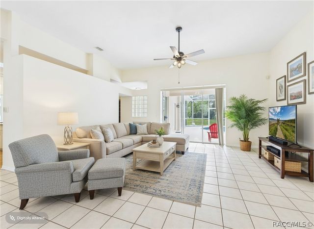 578 E Foresthill Place, Hernando, FL 34442