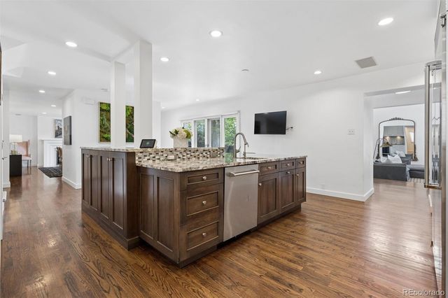 301 S Vine Street, Denver, CO 80209