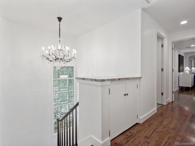 301 S Vine Street, Denver, CO 80209