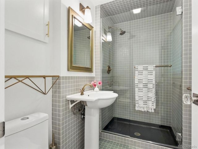 301 S Vine Street, Denver, CO 80209