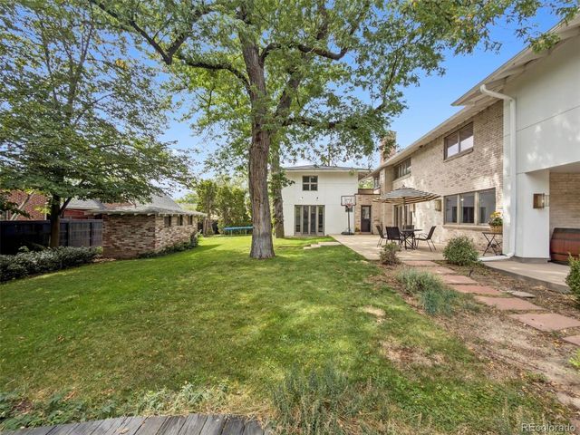 301 S Vine Street, Denver, CO 80209
