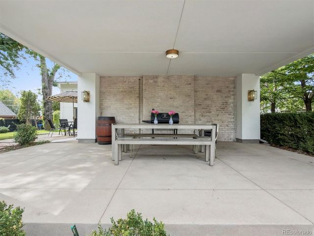 301 S Vine Street, Denver, CO 80209