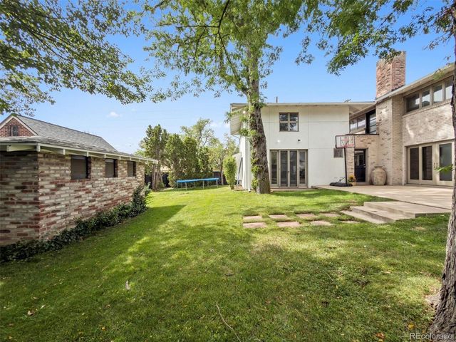 301 S Vine Street, Denver, CO 80209