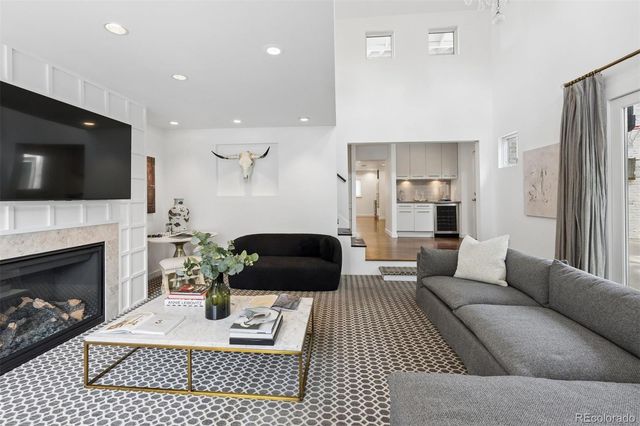 301 S Vine Street, Denver, CO 80209