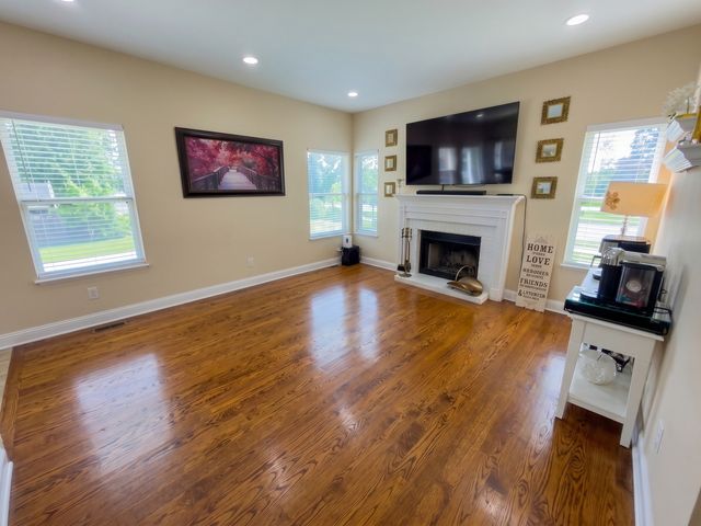 259 Haywood Drive, Round Lake, IL 60073