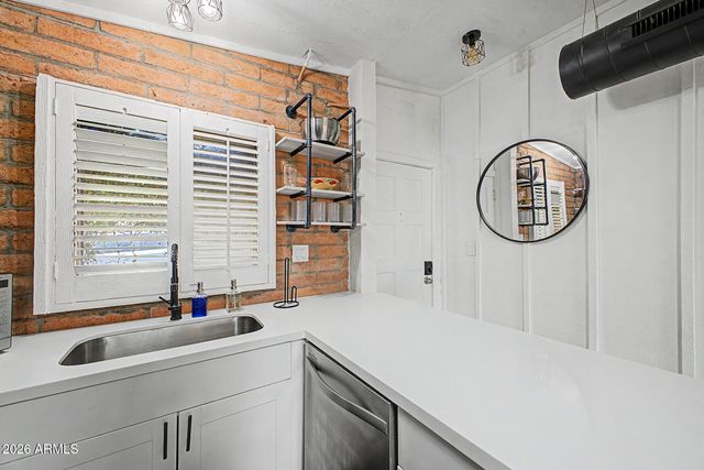 3046 N 32ND Street 338, Phoenix, AZ 85018