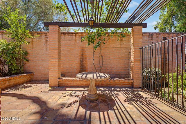 3046 N 32ND Street 338, Phoenix, AZ 85018