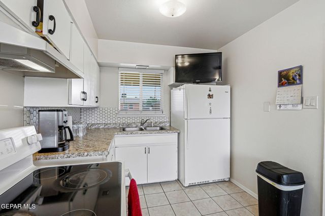 5620 Calgary Avenue, El Paso, TX 79924