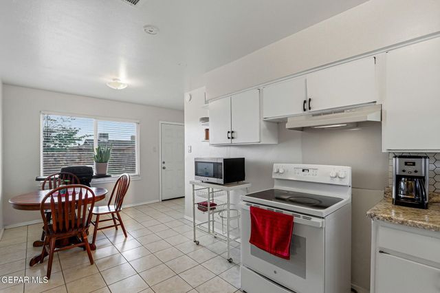 5620 Calgary Avenue, El Paso, TX 79924