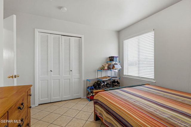 5620 Calgary Avenue, El Paso, TX 79924