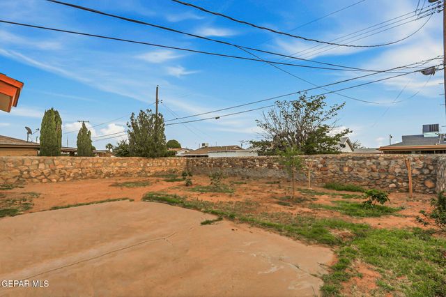 5620 Calgary Avenue, El Paso, TX 79924